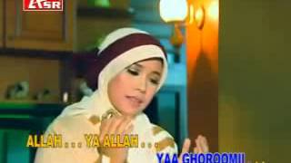 Download lagu Wafiq Azizah Sholatun Bissalamil Mubin... mp3