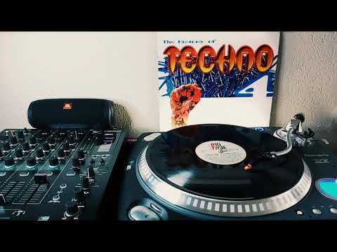 Brandon Cooke Feat. Roxanne Shante - Sharp As A Knife (Acid Attack)