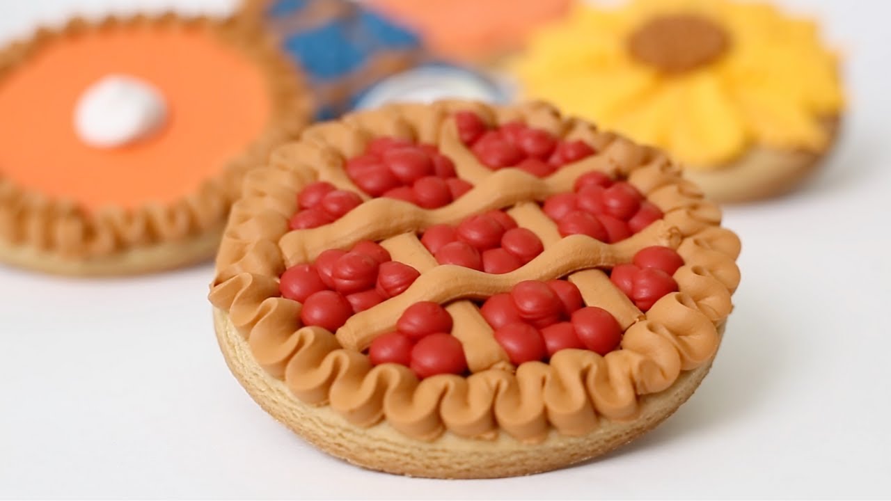 Quick and EASY fall cookie for BEGINNERS