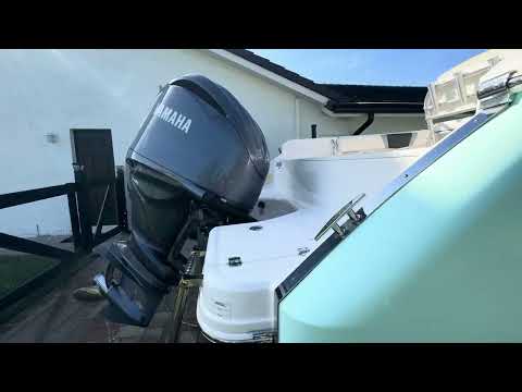 2022 Robalo R230 Center Console Video