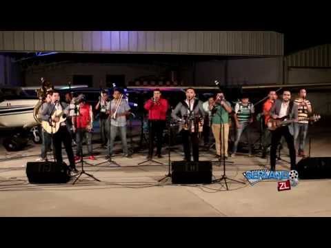 La Ventaja Ft. Banda Renovacion - El 3 Decadas (En Vivo 2015)