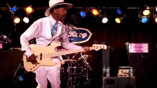 Larry Graham, Dance to the Music, BB King Blues Club, NYC 6-16-10 (HD)