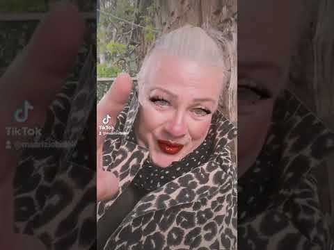 AMOR MIO di MINA   (Trasformista MAURIZIO BIDOLI)