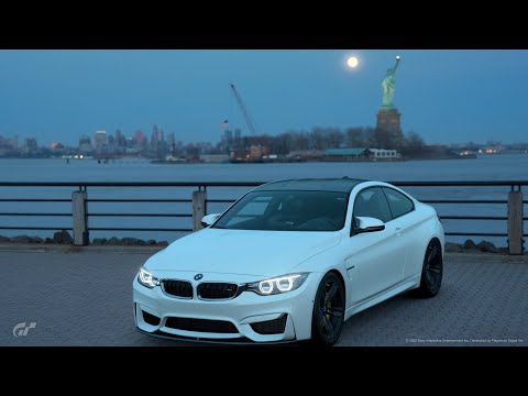 BMW M4 - The Crew 2 vs Gran Turismo 7 - Stock and Tuned