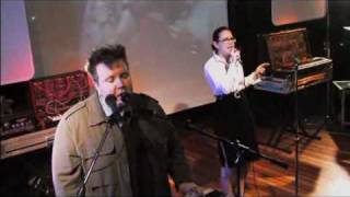 9 - Pink Champagne.avi