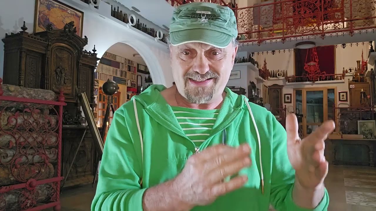 Зеля чёкнулся, он несёт такое, что уже не в каждую дурку примут и десять фанта