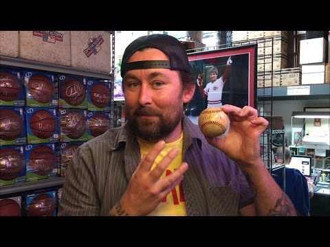 TDW 1432 - I Should NOT Be Holding This Thing !!