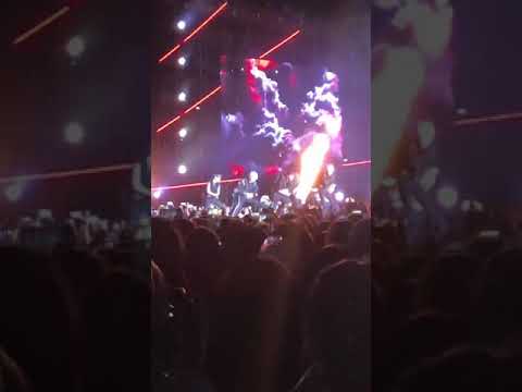 181117 Burn it up - Wanna One @ Hec Korea Concert