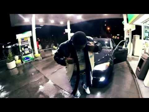 Lowrenzo Bandz Ft. GullyTheGlutton - Snakes