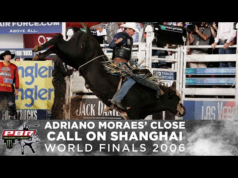 CLOSE CALL: Adriano Moraes TOUCHES Bull at EXACTLY Eight Seconds | 2006