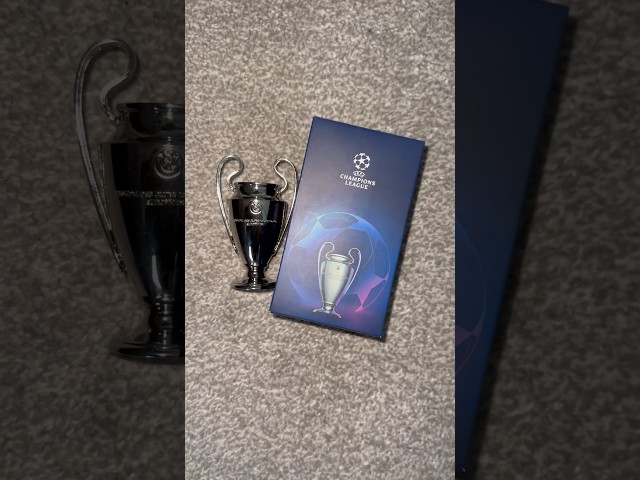 Vídeo relacionado con Réplica de Trofeo de UEFA, 150 mm., Unisex, Color Plata, tamaño Talla única