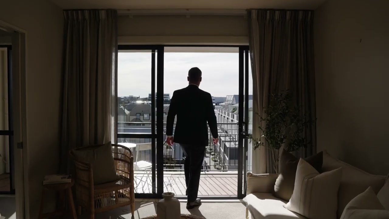 Video tour of Sun, Sights & Style 