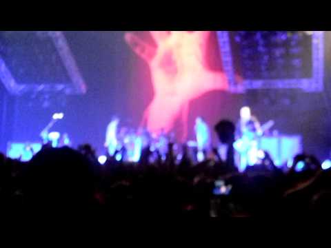 System Of A Down - Suite Pee f/ Chino Moreno (Live 8-15-2012)