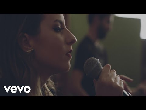 Caitlyn Smith - Contact High (Live In Studio)