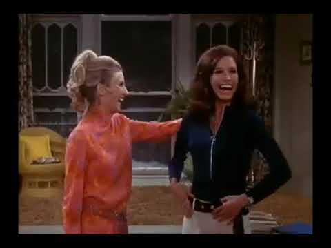 THE MARY TYLER MOORE SHOW: Season 2 (1971-72) Opening Sequence