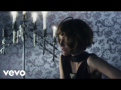 download lagu mp3 mp4 Polica Raw Exit, download lagu Polica Raw Exit gratis, unduh video klip Polica Raw Exit