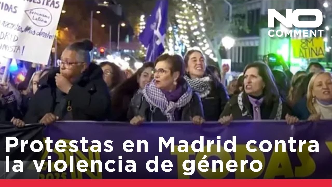 Miles de personas protestan en Madrid contra la violencia de género en España