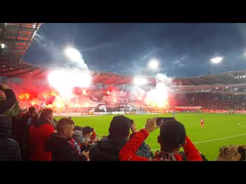Oprawa Widzew-Tur