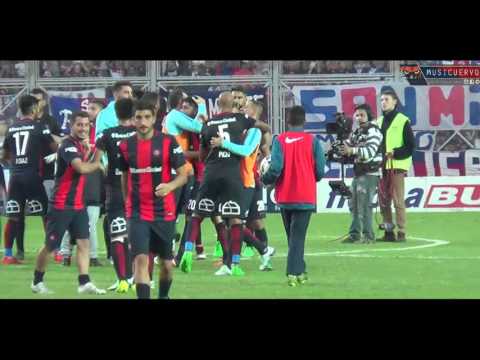 "San Lorenzo 1-0 HuracÃ n | Final. Nacieron hijos nuestros, hijos nuestros morirán..." Barra: La Gloriosa Butteler &bull; Club: San Lorenzo