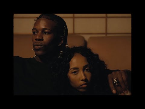 Girlfriend - Sticky Situation (Official Visualizer)