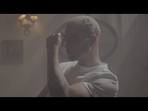 Kállay Saunders, anatu "HOW DO I LEAVE HER?" (Official video)