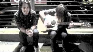 Meet Artist Vs Poet!