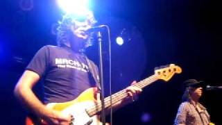 Sloan plays Beverly Terrace on their XX tour.