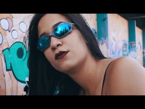 MC Guguzinho - Se Envolve Comigo (VIDEOCLIPE OFICIAL)