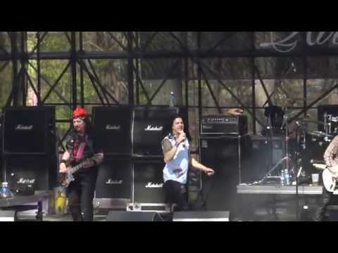 Red Dragon Cartel with Jake E. Lee 