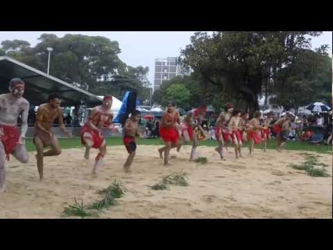 Mind-Blowing DOONOOCH Dance Performance Lights Up Yabun - 2012