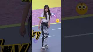 Download lagu She broke it in this performance mp3 Download lagu She broke it in this performance mp3