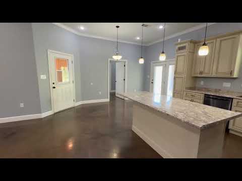 4 Bedroom/2 Bathroom Home in Paragould AR - $1,700/month property video