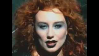 Tori Amos - Glory Of The 80s