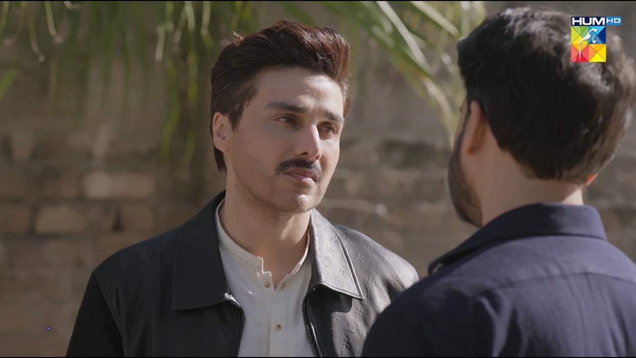 Beena Agar Na Mili Tou Mein Mar Jaon Ga...! ft. Urwa Hocane & Ahsan Khan | Aap Ki Izzat - HUM TV