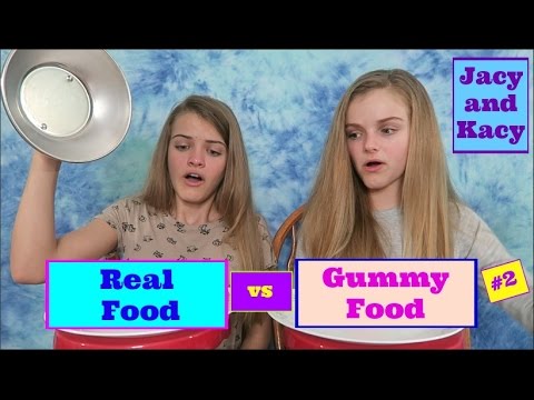 Is Jacy and Kacy's gummy food challenge entertaining?