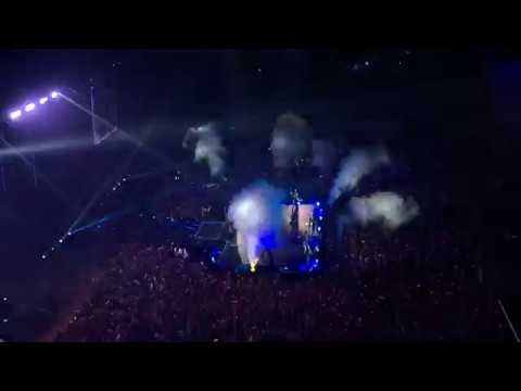 BLACKPINK 블랙핑크 - Boombayah (BLACKPINK IN YOUR AREA WORLD TOUR IN KUALA LUMPUR 2019) FANCAM