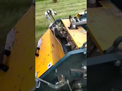 Китайский минипресс подборщик 0850 0870 Пр 60 в работе