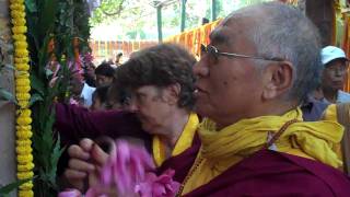 preview picture of video 'Bodhgaya India Pilgrimage 2010 Pt 3 of 3'
