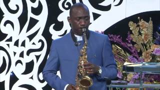 Dr Paul Enenche - SAXOPHONE WORSHIP