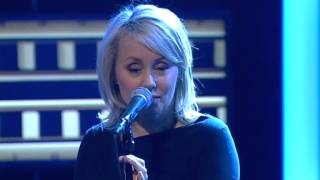Louise Hoffsten - Only the dead fish follow the stream (Live @ Nyhetsmorgon)