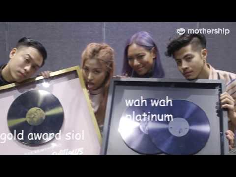 The Fault in Our Stars: The Sam Willows Reads Mean Comments