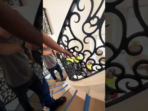 Daca ai fi seful lui ce i-ai face?