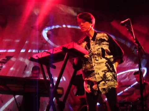 2/5- Tegan and Sara- I Was A Fool @Roxy, Prague 3/11/13