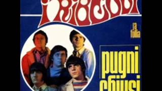 I Ribelli...Pugni Chiusi