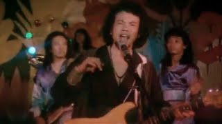 Download lagu Strack  Film Cinta Segitiga 1979 - ' Lain Kepala Lain Hati ' (Rhoma Irama) mp3