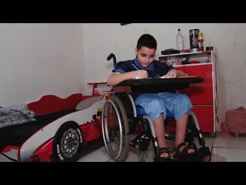 Aluno cadeirante encontra dificuldades em escola de RC