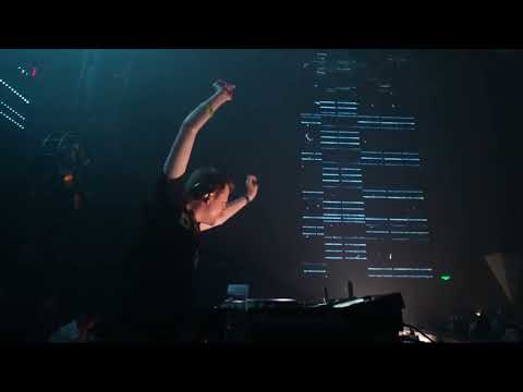 Richard Durand & Nicholas Gunn Feat. Alina Renae - For You (Sentimental Vocal) | Crystal Moon 🌙