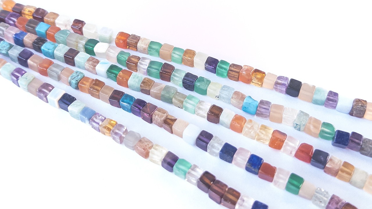 Disco | Smooth Cube | 4.3-4.5mm Bead Size | 20cm Strand Length video