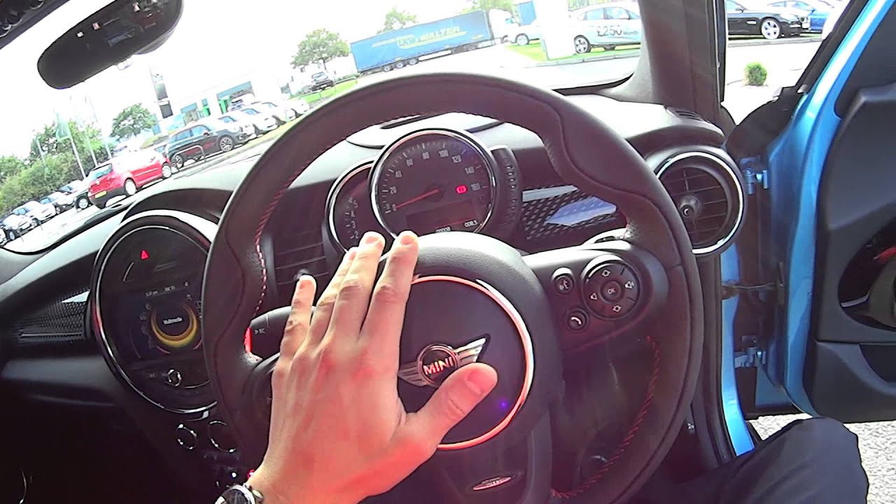 2014 MINI Cooper SD 5-door Hatch Walk around