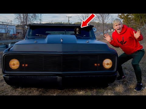 WE FOUND A HAUNTED GHOST CAR!! Video